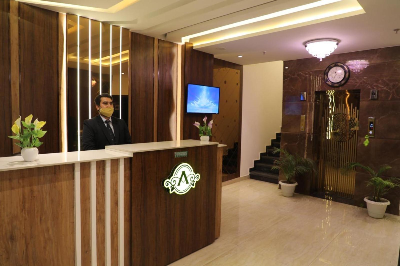 Hotel Avi Inn Амритсар Экстерьер фото