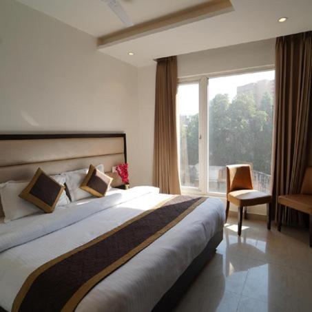 Hotel Avi Inn Амритсар Экстерьер фото