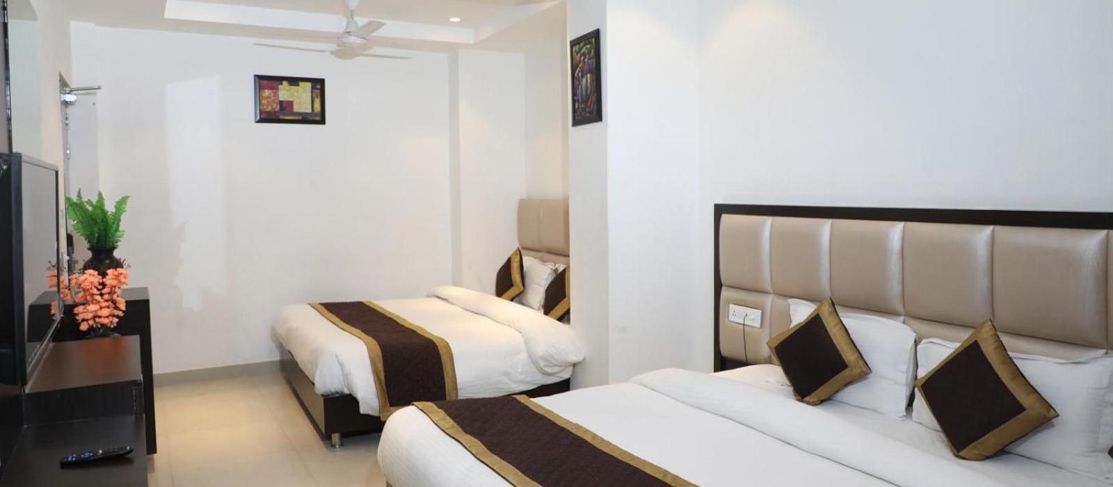 Hotel Avi Inn Амритсар Экстерьер фото
